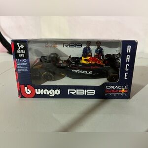 Bburago Red Bull Racing RB19 #1 Verstappen Formula One F1 2023 1/43 38082MV